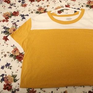 colour block tshirt🌼$3 add-on
